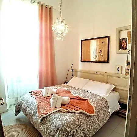 فندق مبيت وإفطار Next Stop 4*
