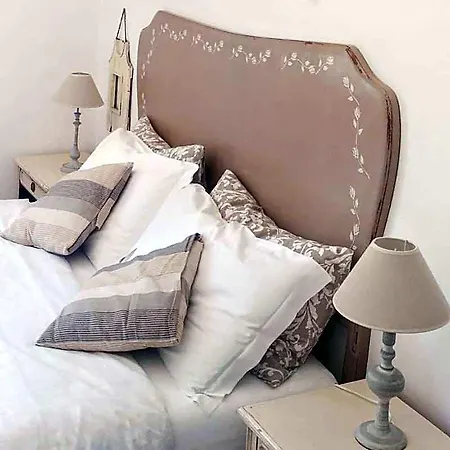 Next Stop Bed & Breakfast 4*