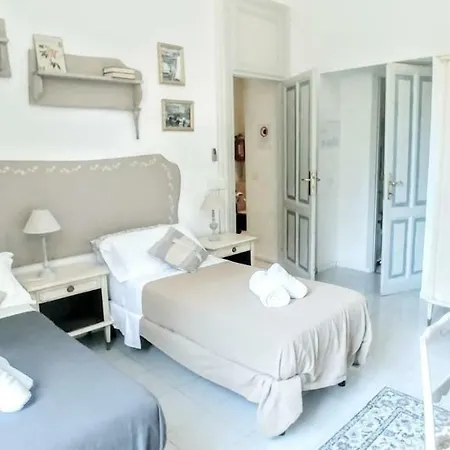 Next Stop Panzió 4*