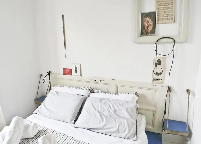 Next Stop Bed & Breakfast 4*