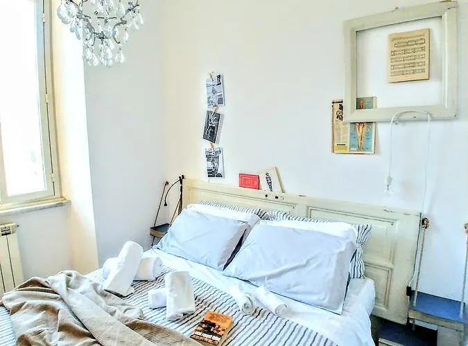 Bed & Breakfast Next Stop 4*