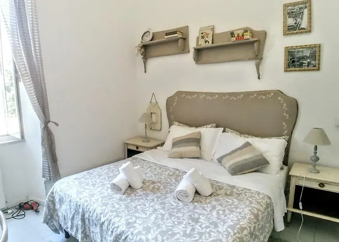 Next Stop Bed & Breakfast 4*