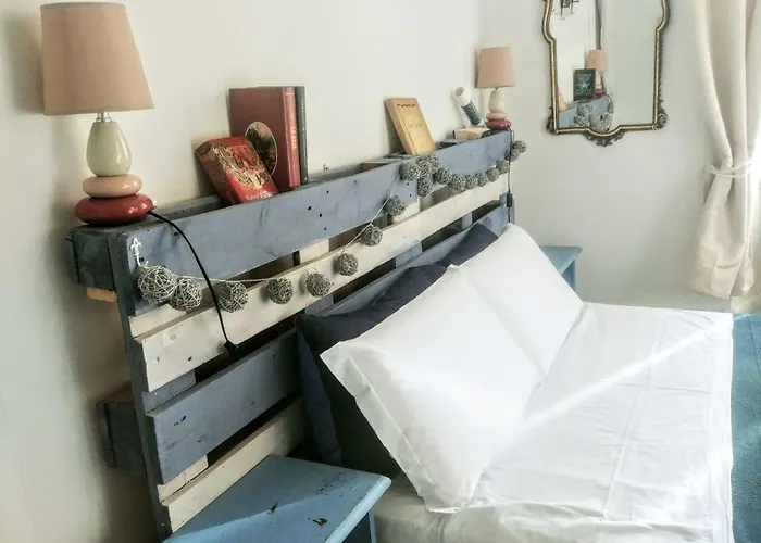 Next Stop Bed & Breakfast 4*