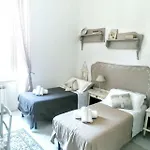 فندق مبيت وإفطار Next Stop 4*